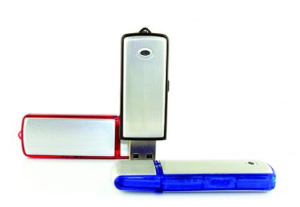 USB016